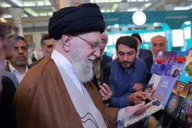 حاشیه&zwnj;های حضور رهبر معظم انقلاب در نمایشگاه کتاب ۱۴۰۳