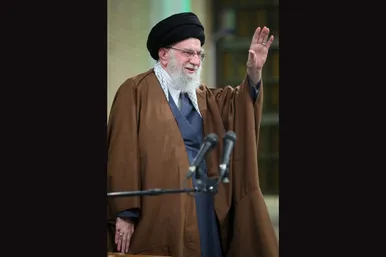 گزارش تصویری | دیدار هزاران نفر از مداحان و ستایشگران اهل بیت(ع) با رهبر انقلاب اسلامی
