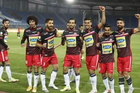 اعتراض هواداران پرسپولیس به رنگ آبی پیراهن تیم&zwnj;!