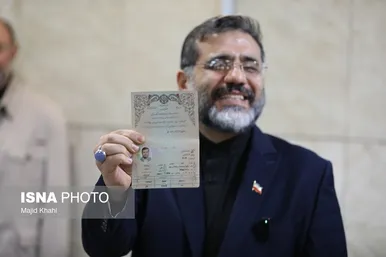 عکس‌هایی از چهره‌های سیاسی که برای ثبت‌ نام انتخابات ریاست جمهوری آمدند