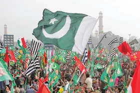 اپوزیسیون پاکستان به&zwnj;دنبال برکناری عمران&zwnj;خان
