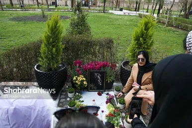 گزارش تصویری | گردشگران نوروزی در آرامگاه فردوسی