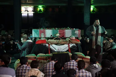 مراسم تشییع پیکر شهید گمنام در دبیرستان پسرانه امام رضا (ع)  