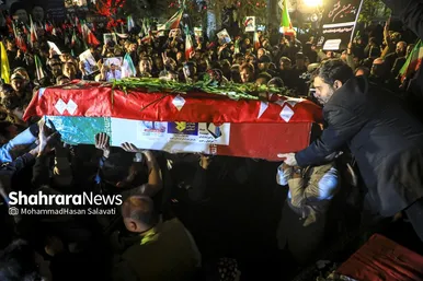 گزارش تصویری | وداع با پیکر مطهر پرستار شهید «حسین عشقی» در مشهد