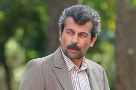 گفت&zwnj;و&zwnj;گو با &laquo;مجید پتکی&raquo; بازیگر فیلم &laquo;لباس&zwnj;شخصی&raquo; | پس از هفت سال وقفه، فیلم هنوز جذاب است؟