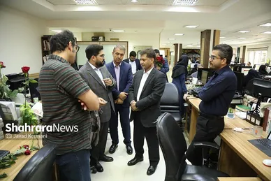 بازدید جمعی از مسئولین شهری و استانی مشهدمقدس از موسسه فرهنگی شهرآرا (۴) (۱۷ مرداد ۱۴۰۳)