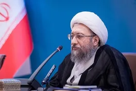 آملی لاریجانی: روحانیت در بیان مطالبات، رویکردی واقع&zwnj;بینانه و همراه با درک متقابل داشته باشد
