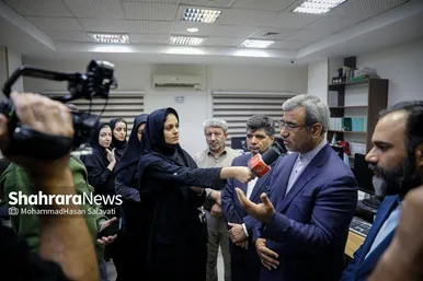 بازدید استاندار خراسان رضوی از موسسه فرهنگی شهرآرا