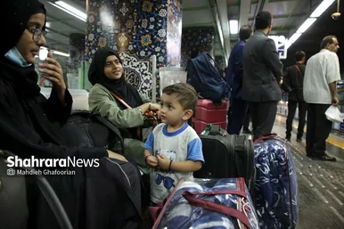 سرویس دهی قطارشهری مشهد در دهه پایانی صفر