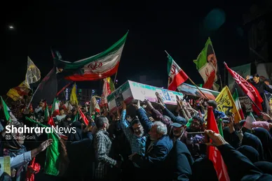 گزارش تصویری | وداع با پیکر سردار شهید حسین ظریفی در دویست‌ودهمین شب اجتماع مشهدی‌ها