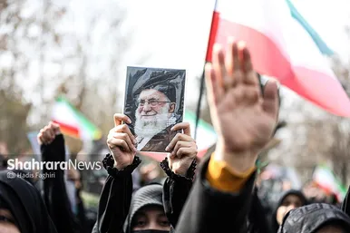 گزارش تصویری | تجمع دانشجویان مقابل دانشگاه فردوسی (۱۰ اسفند ۱۴۰۴)