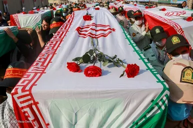 ورود پیکر‌های ۵۸ شهید دوران دفاع مقدس به کشور