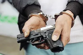 هفت&zwnj;تیرکشی با اسلحه پلاستیکی