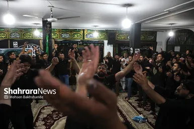 مراسم عزاداری شب هفتم محرم در حسینیه سادات نبی مهاجران افغانستانی‎