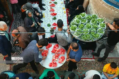 افطاری در کوچه گلچینان یزد