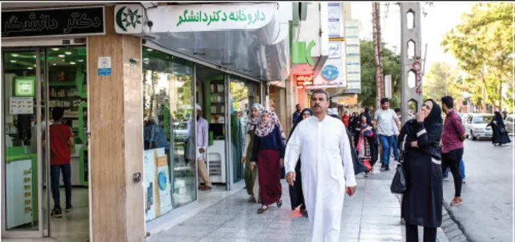 شهر مشهد سالانه ۲۰ هزار نفر گردشگر سلامت دارد