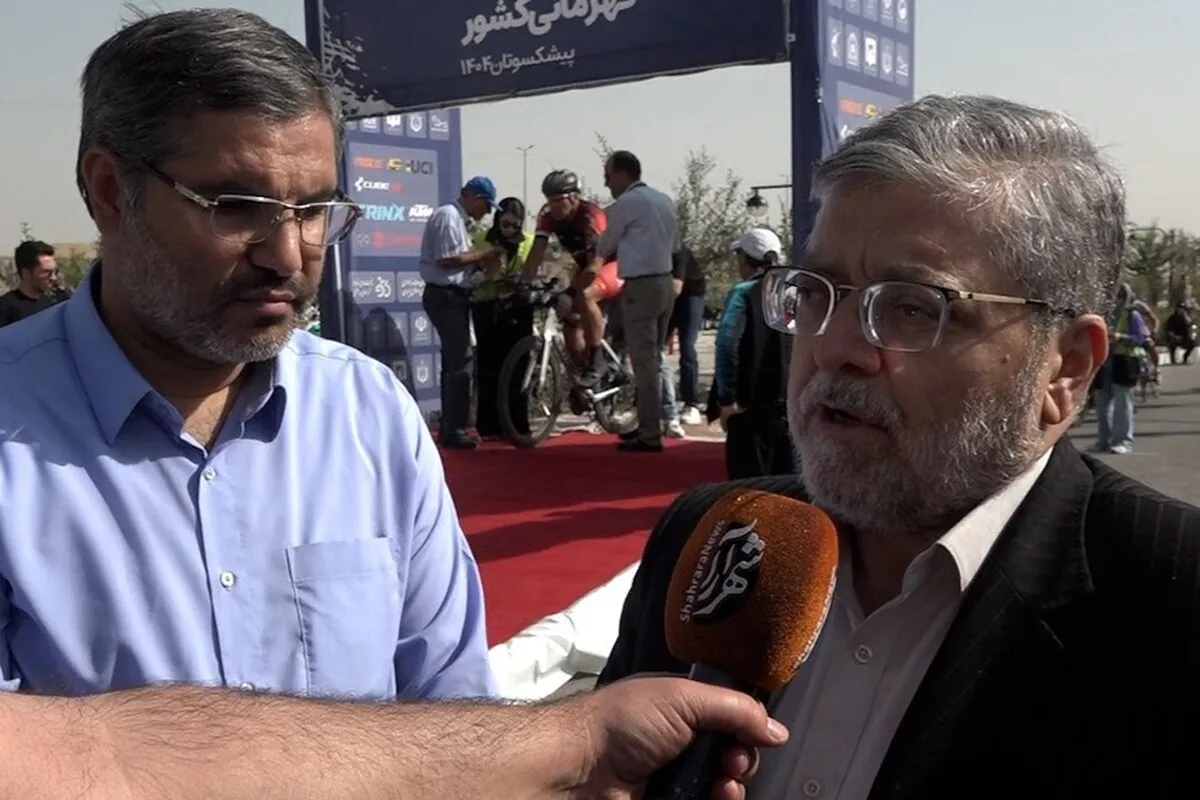 قلندرشریف: مشهد در حمل‌ونقل عمومی، شهری پیشرو است | شهروندان با استفاده از وسایل نقلیه عمومی، به کاهش آلودگی هوا کمک کنند + فیلم