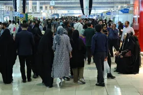شلوغ&zwnj;ترین روز نمایشگاه کتاب تهران + تصاویر (۲۶ اردیبهشت ۱۴۰۲)