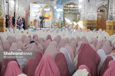 گزارش تصویری | جشن تکلیف دانش آموزان دختر مدارس غیر دولتی در حرم مطهر رضوی