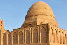 بابالقمانِ سرخس، هزارساله&zwnj;ای که پابرجاست