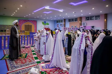 جشن دختران روزه اولی در باغ خاتون