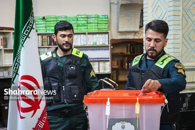عکس‌هایی از مرحله دوم انتخابات چهاردهمین دوره ریاست‌جمهوری در مشهد (۶)