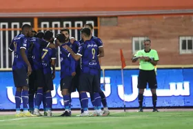 دوشنبه استقلال پولدار می&zwnj;شود؟ | ۷۰ میلیارد معوقات در استقلال