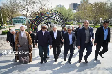 گزارش تصویری | بازدید استاندار خراسان رضوی و شهردار مشهد از چند بوستان سطح شهر و آرامگاه فردوسی در روز طبیعت