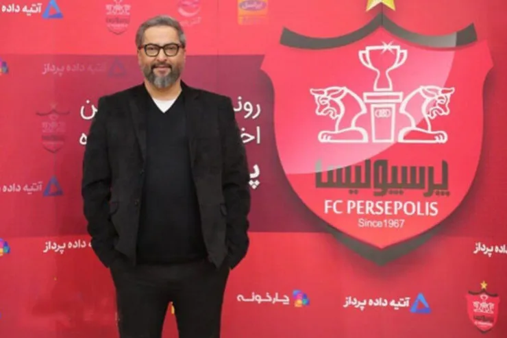 ورود کاروان پرسپولیس به ورزشگاه آزادی با عکس مهرداد میناوند+ ویدئو