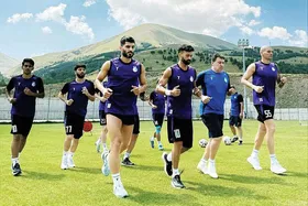 دعوت ۶ بازیکن آکادمی استقلال به تمرینات بزرگ&zwnj;سالان