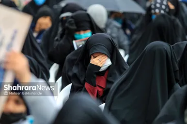 اجتماع عزاداران فاطمی و تشییع پیکر ۹ شهید دفاع مقدس و مدافع حرم