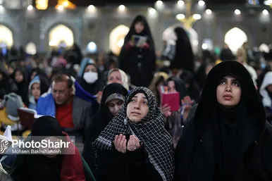 عکس| مراسم احیاء شب نوزدهم ماه رمضان در حرم مطهر رضوی (۱۱ فروردین ۱۴۰۳)