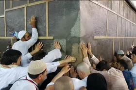 آیا شکافته شدن کعبه هنگام ولادت حضرت علی(ع) سندیت تاریخی دارد؟