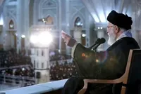 رهبر انقلاب در مراسم سالگرد ارتحال امام خمینی(ره): رژیم صهیونیستی دارد تمام می‌شود، مردم دنیا دارند می‌بینند| ان‌شاءالله یک رئیس جمهور شایسته برای ملت ایران تعیین خواهد شد + فیلم و عکس