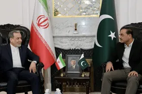 گفت&zwnj;وگوی تلفنی عراقچی و عاصم منیر | گمانه&zwnj;زنی&zwnj;ها درباره احتمال سفر فرمانده ارتش پاکستان به ایران