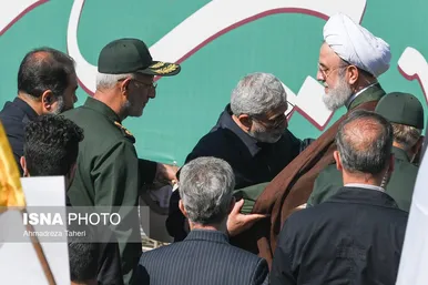 تشییع باشکوه پیکر سردار شهید زاهدی در اصفهان