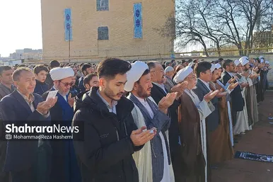 گزارش تصویری | نماز عید سعید فطر مهاجران افغانستانی در محله گلشهر مشهد