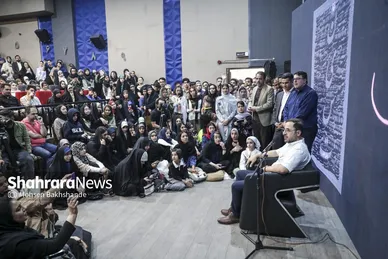 گزارش تصویری | آیین جشن امضای کتاب «نیست» اثر فاضل نظری در مشهد