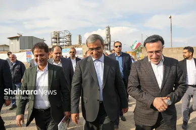 آیین بهره‌برداری و آغاز عملیات اجرایی ۲۹۶ مگاوات نیروگاه خورشیدی