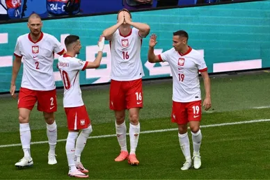 گزارش تصویری بازی تیم‌ملی فوتبال هلند و لهستان در یورو ۲۰۲۴