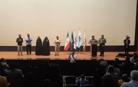 اکران فیلم &laquo;هناس&raquo; با حضور عوامل فیلم و خانواده شهید رضایی نژاد در مشهد