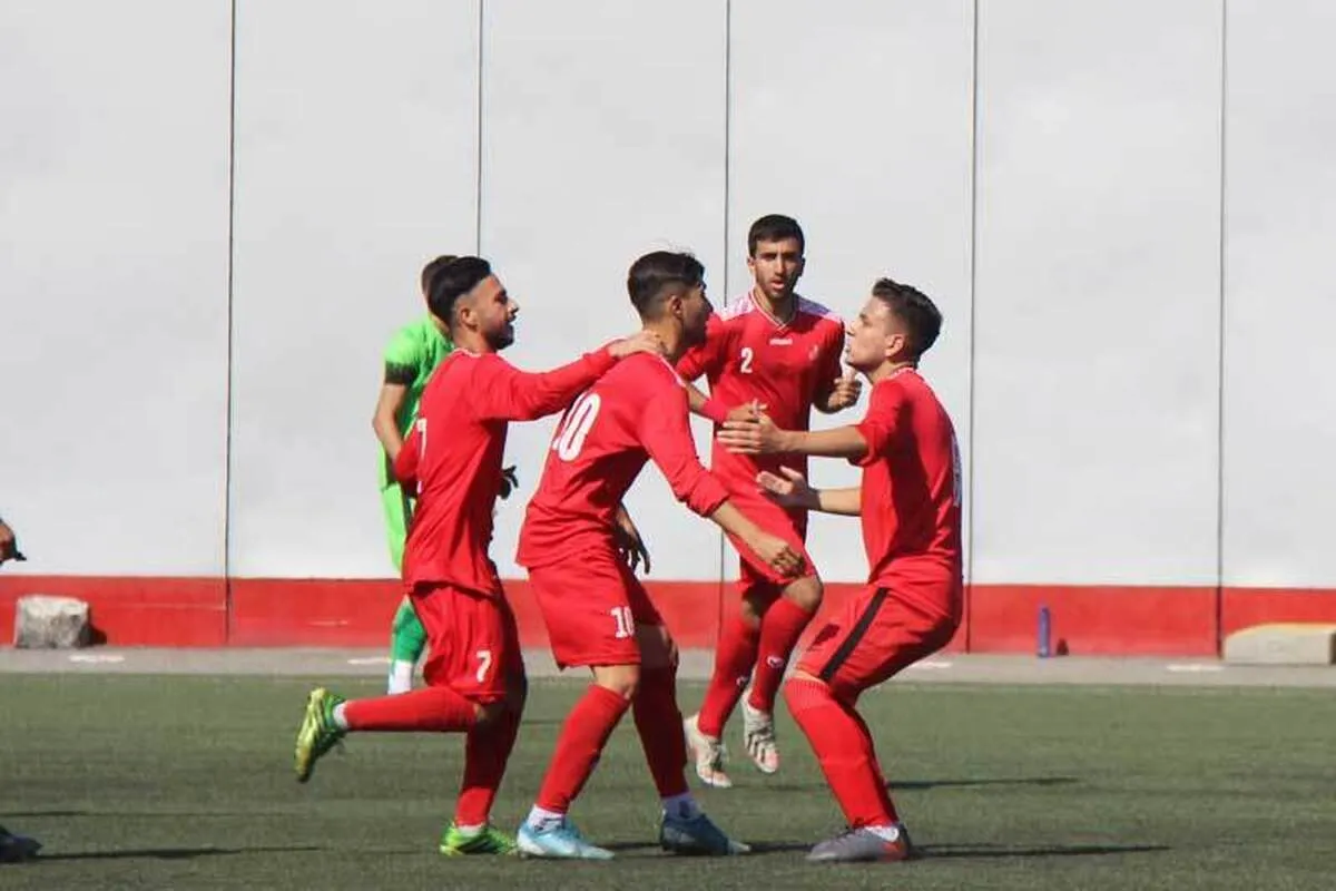 اعتراض شدید پایه‌های پرسپولیس به تصمیم جدید درویش