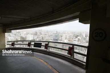 هجوم ریزگرد‌ها به آسمان مشهد (۴ شهریور ۱۴۰۲)