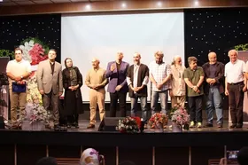 رونمایی از آلبوم &laquo;تیغ و ترانه&raquo; | چراغعلی: تولید آثار جدی بر پایه کلام فاخر معجزه است