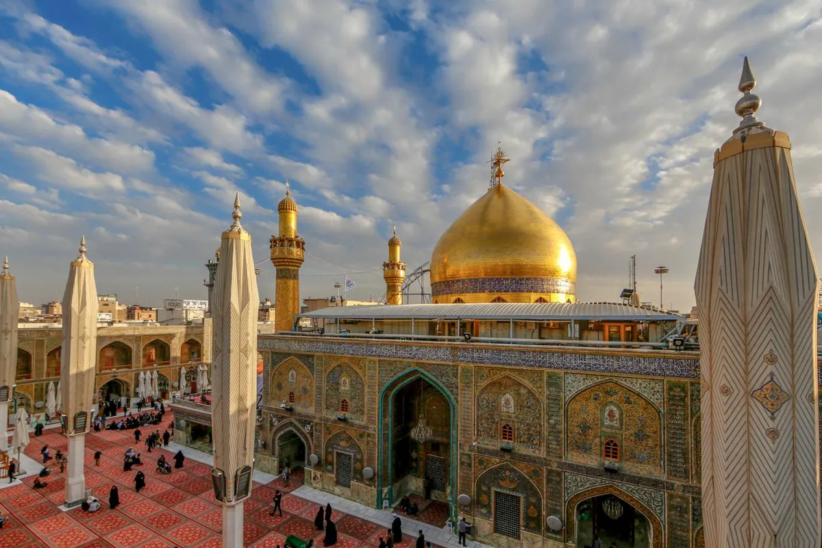 پیوستن حرم حضرت علی (ع) به پویش کمک به مردم ایران و لبنان