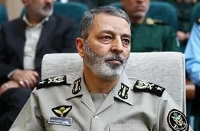ارتش قوی&zwnj;تر از همیشه پیام آور اقتدار در دفاع از مرزها خواهد بود