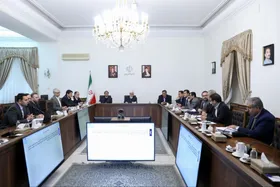 نخستین جلسه هیئت&zwnj;امنای حساب ملی پیشرفت و عدالت | عارف بر یافتن راهبردهای دقیق برای رشد اشتغال در کشور تأکید کرد