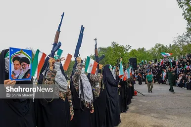 اجتماع بزرگ دختران و نور کرامت در مشهد