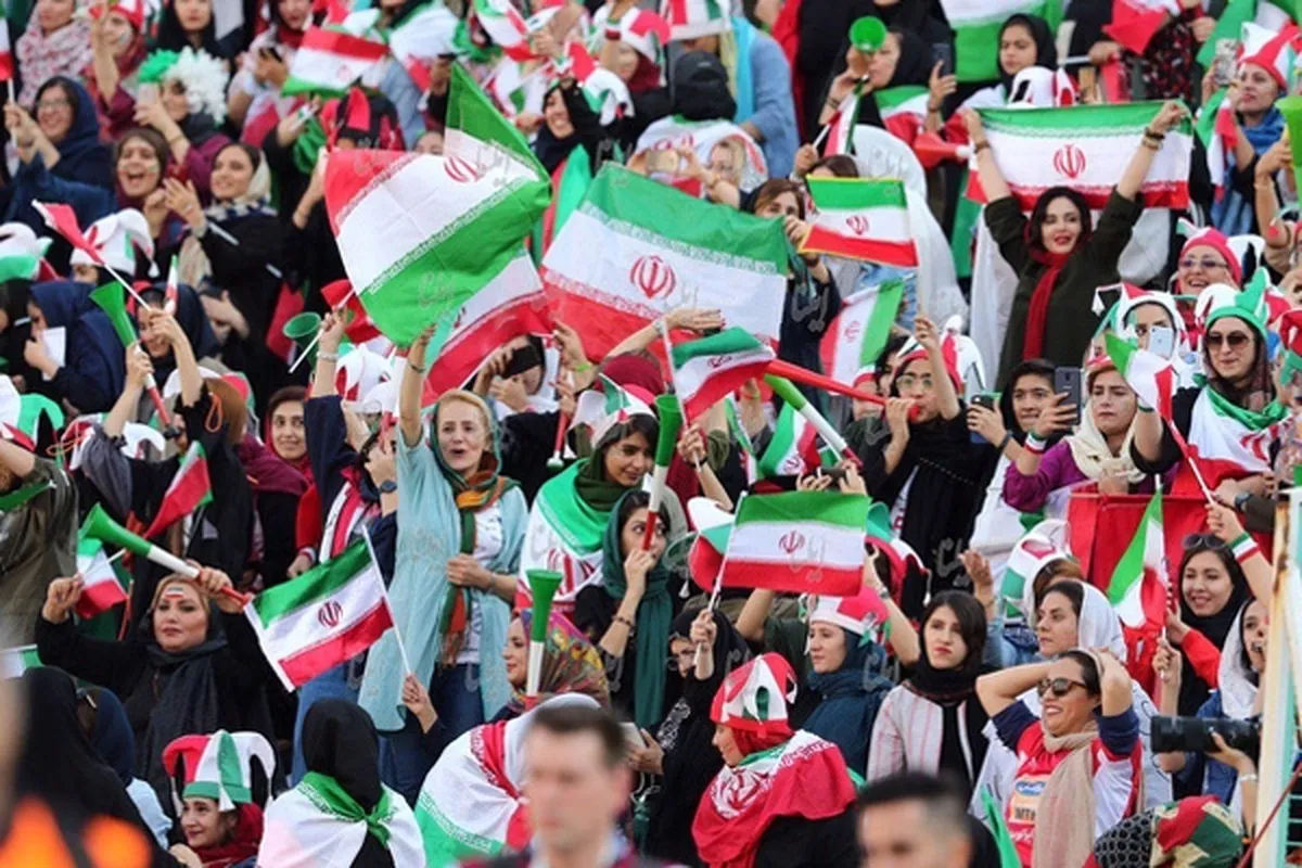 بازگشت بانوان به ورزشگاه‌ها فعلا منتفی است