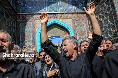 عزاداری روز شهادت امام رضا (ع) در حرم مطهر رضوی